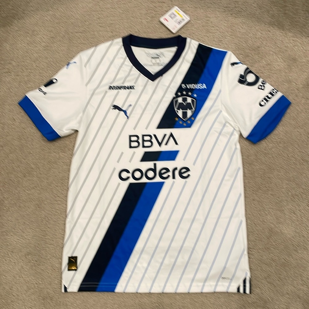 Puma Monterrey 23/24 Away Jersey men size M NWT